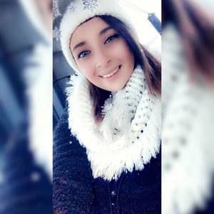 Meet your Posher, Kayla